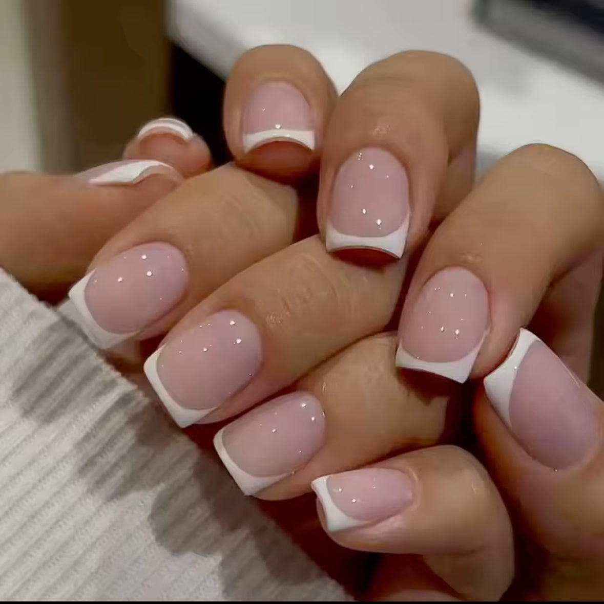 Faux ongles court - FRENCH