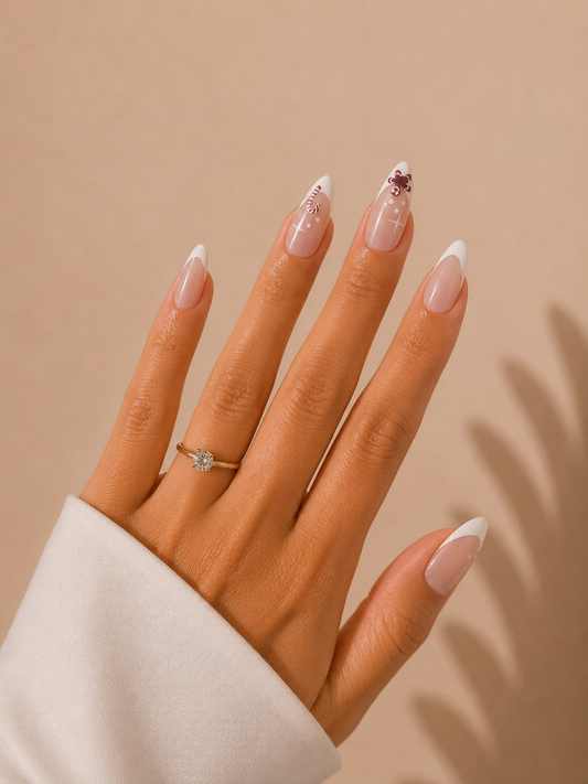 Faux ongles amande réutilisables - FRENCH NOËL