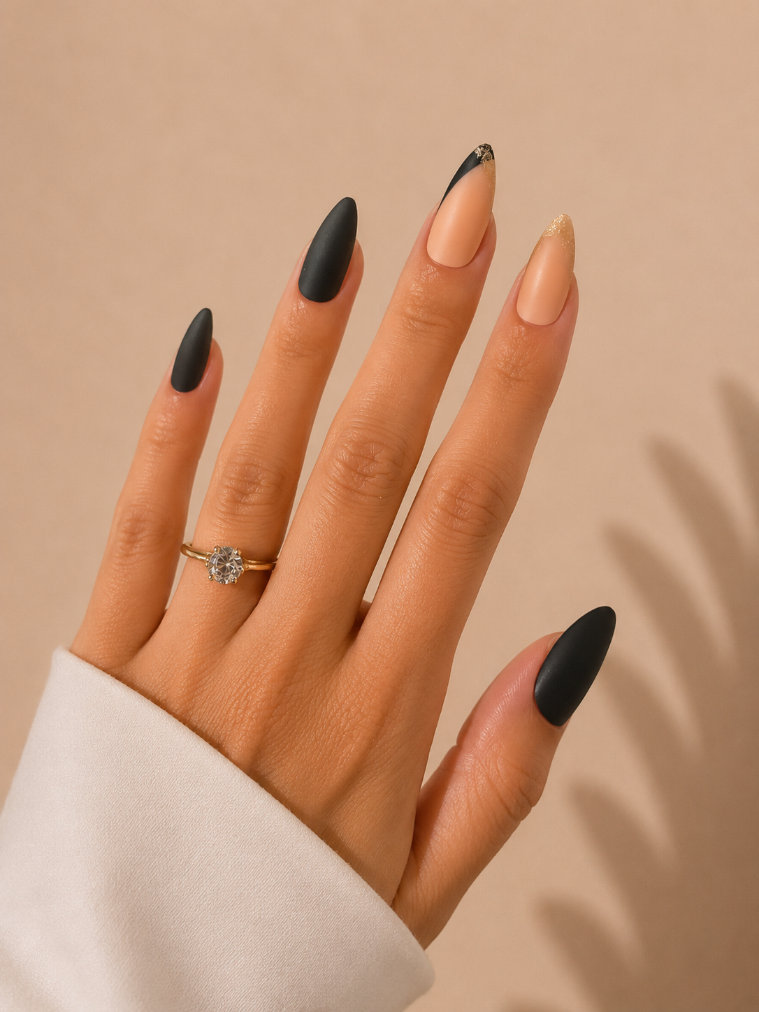 Faux ongles amande réutilisables - NOIR