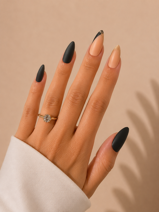 Faux ongles amande réutilisables - NOIR